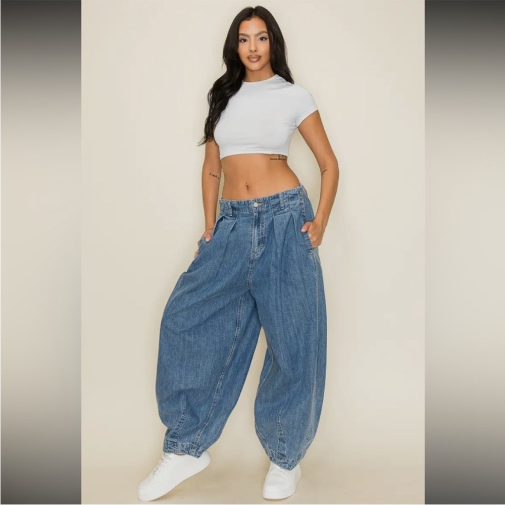 Trendy Blue Wide-Leg Jeans
